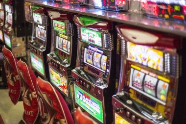 Play'n GO slot game interface on big777 alternatif mobile app showing spin controls and balance